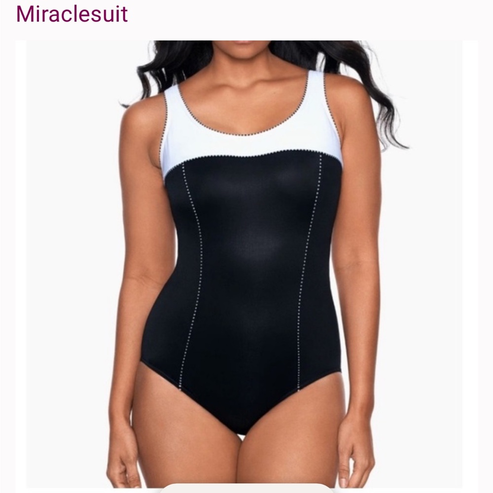 MIRACLESUIT Elegant Black & White One Piece, Size: 4 not listed see description